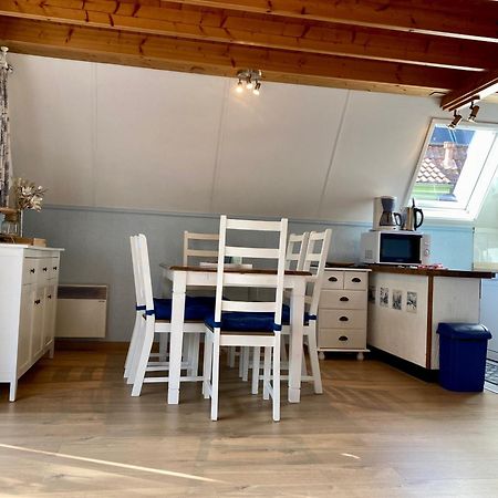 Urlaubsruhe 6 Pers Holiday Home W Terrace Close To National Park Lauwersmeer Anjum Exterior photo