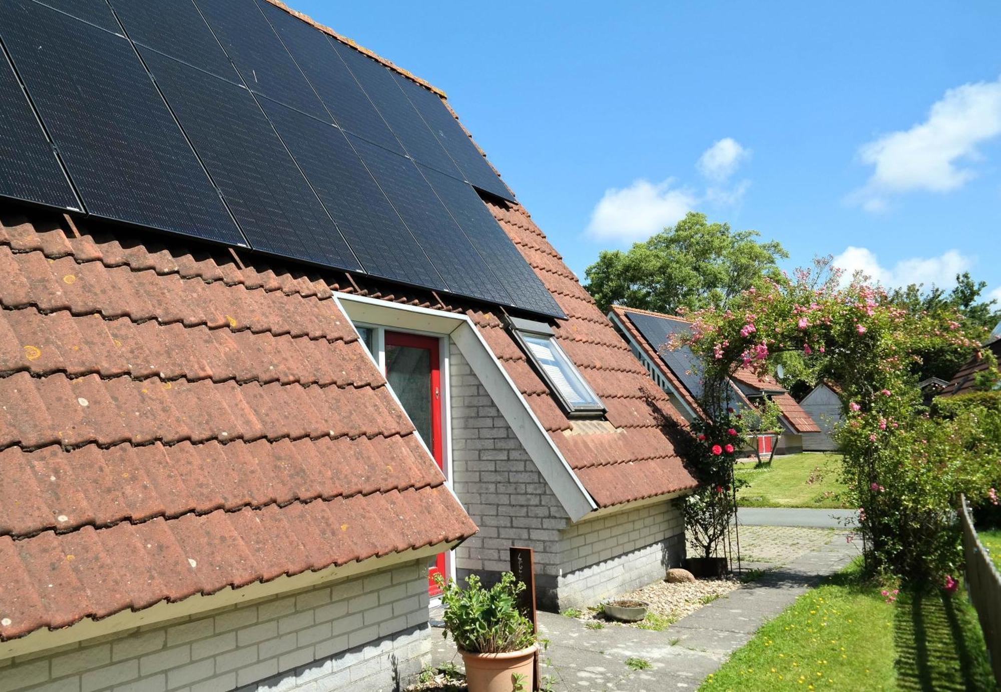 Urlaubsruhe 6 Pers Holiday Home W Terrace Close To National Park Lauwersmeer Anjum Exterior photo