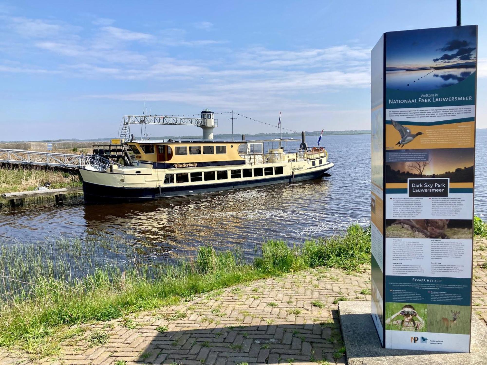 Urlaubsruhe 6 Pers Holiday Home W Terrace Close To National Park Lauwersmeer Anjum Exterior photo
