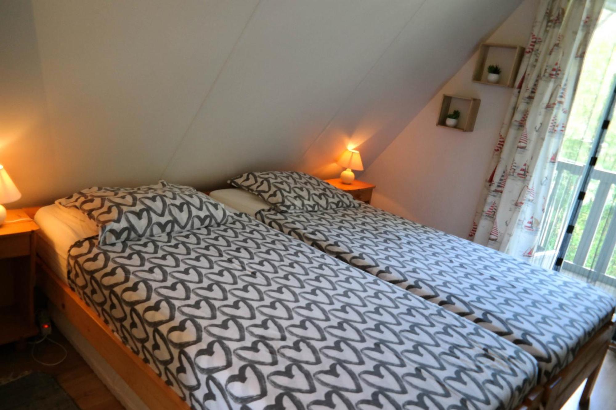 Urlaubsruhe 6 Pers Holiday Home W Terrace Close To National Park Lauwersmeer Anjum Exterior photo
